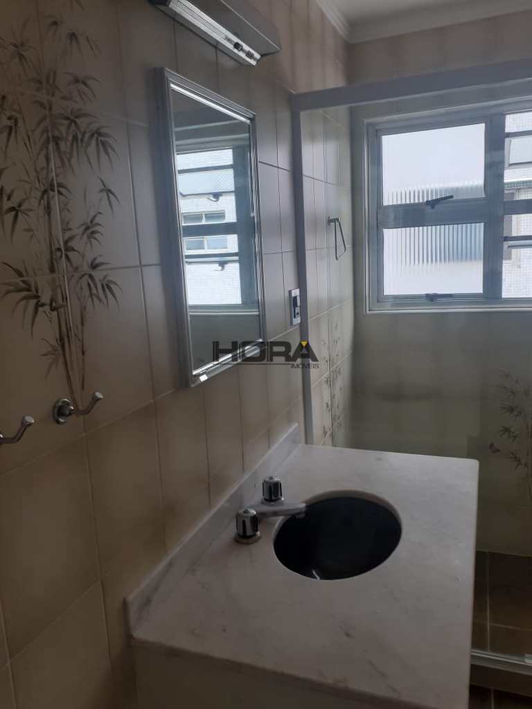 Apartamento em Santos, no bairro Gonzaga