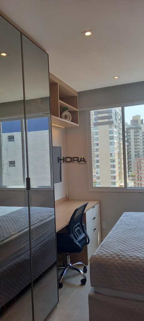 Apartamento em Santos, no bairro Gonzaga