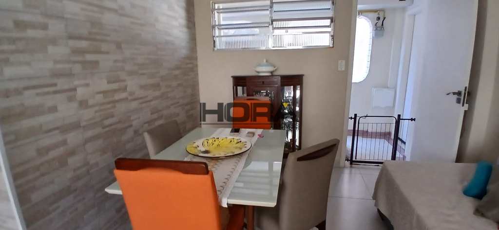 Apartamento em Santos, no bairro Gonzaga