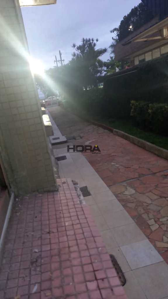 Apartamento em Santos, no bairro Boqueirão