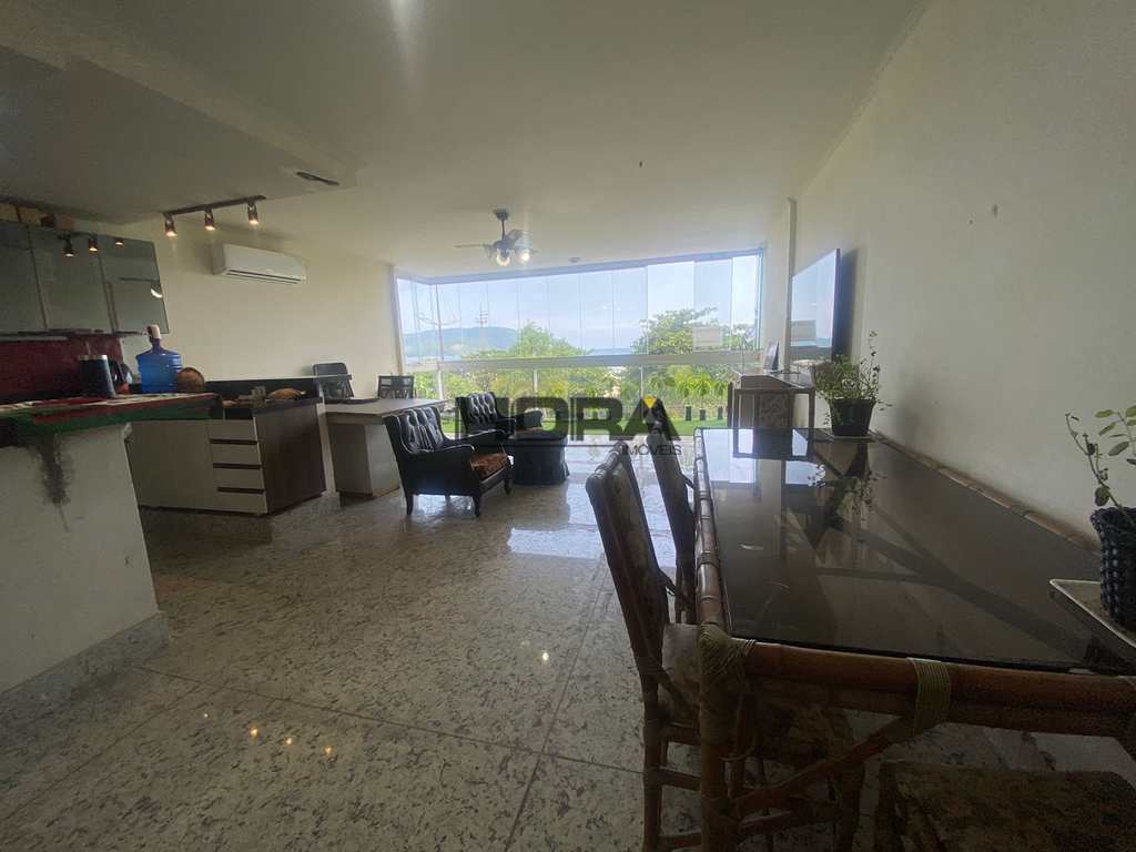Apartamento em Santos, no bairro Gonzaga