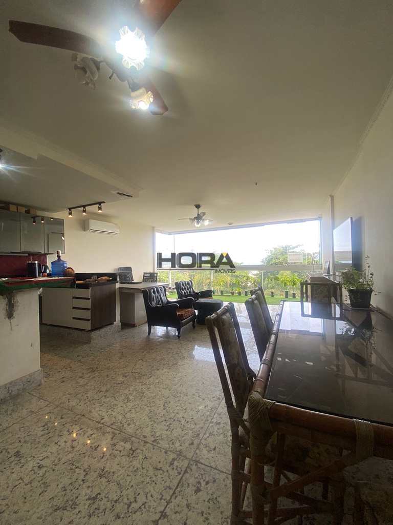 Apartamento em Santos, no bairro Gonzaga