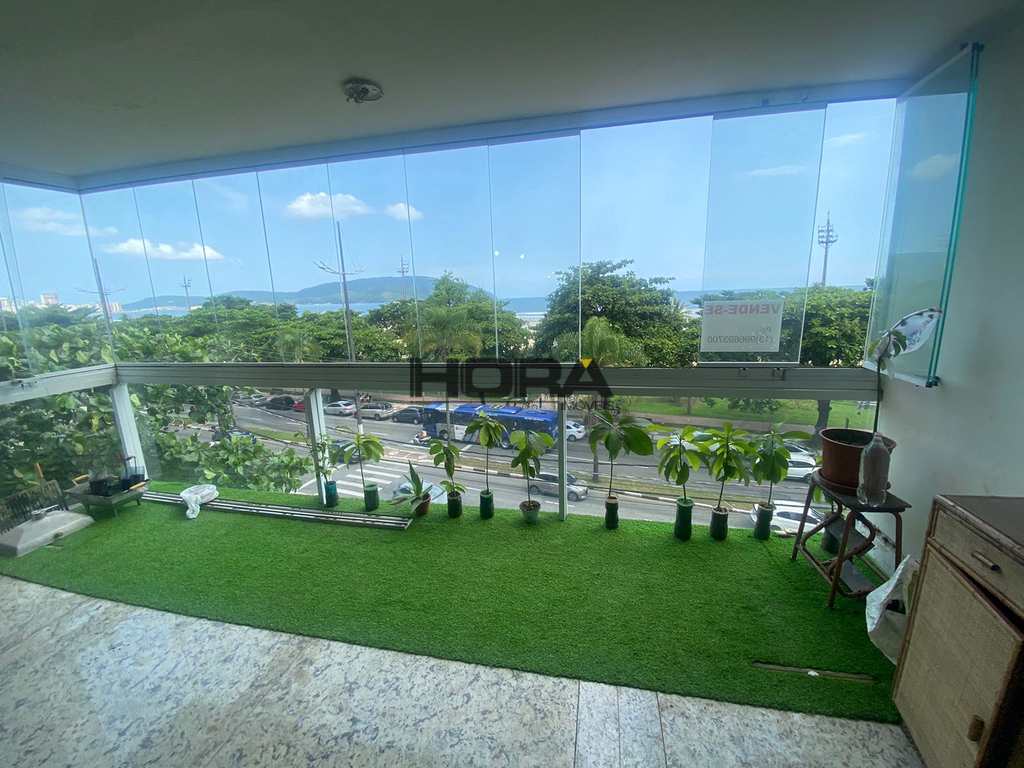 Apartamento em Santos, no bairro Gonzaga