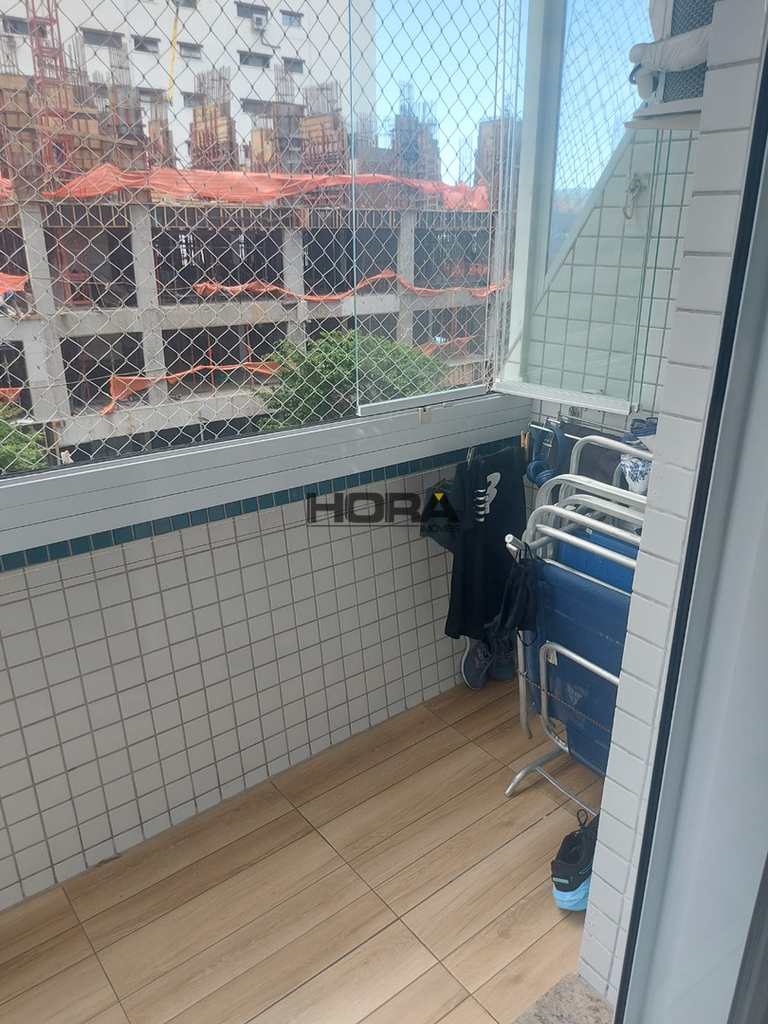 Apartamento em Santos, no bairro Gonzaga