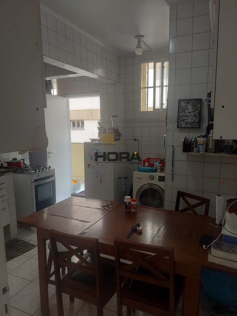 Apartamento em Santos, no bairro Gonzaga