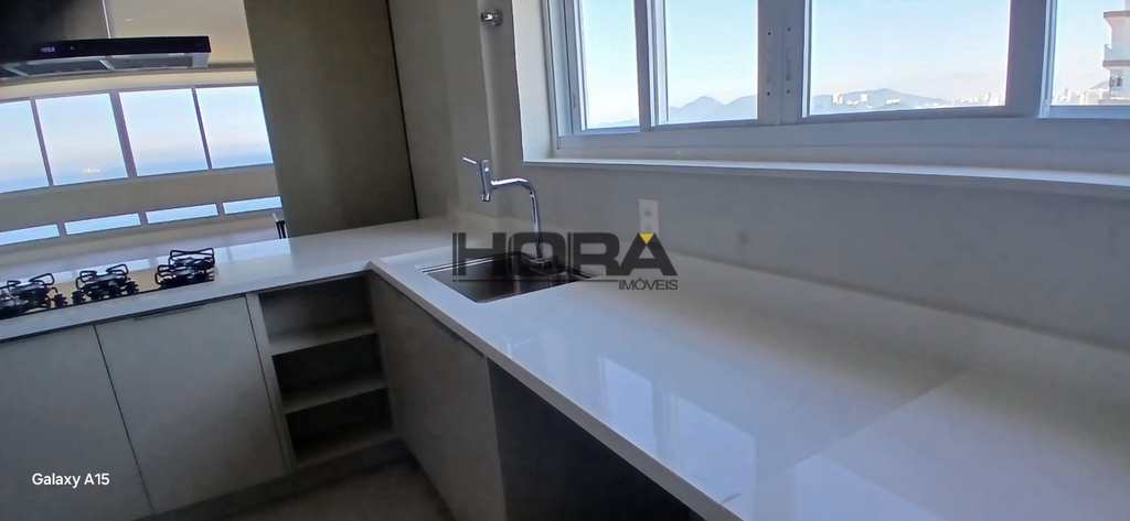 Apartamento em Santos, no bairro Gonzaga
