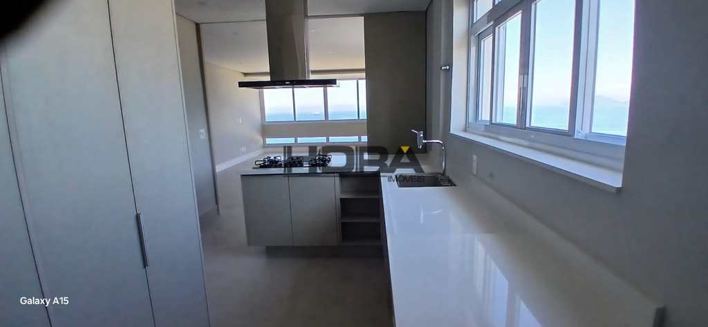 Apartamento em Santos, no bairro Gonzaga