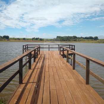 Terreno em Jaú, bairro Condomínio Laguna Castelan