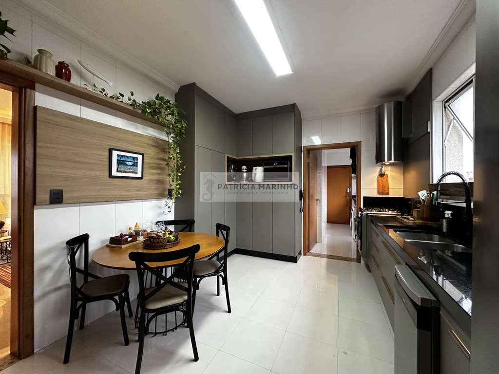Apartamento em Santos, no bairro Gonzaga