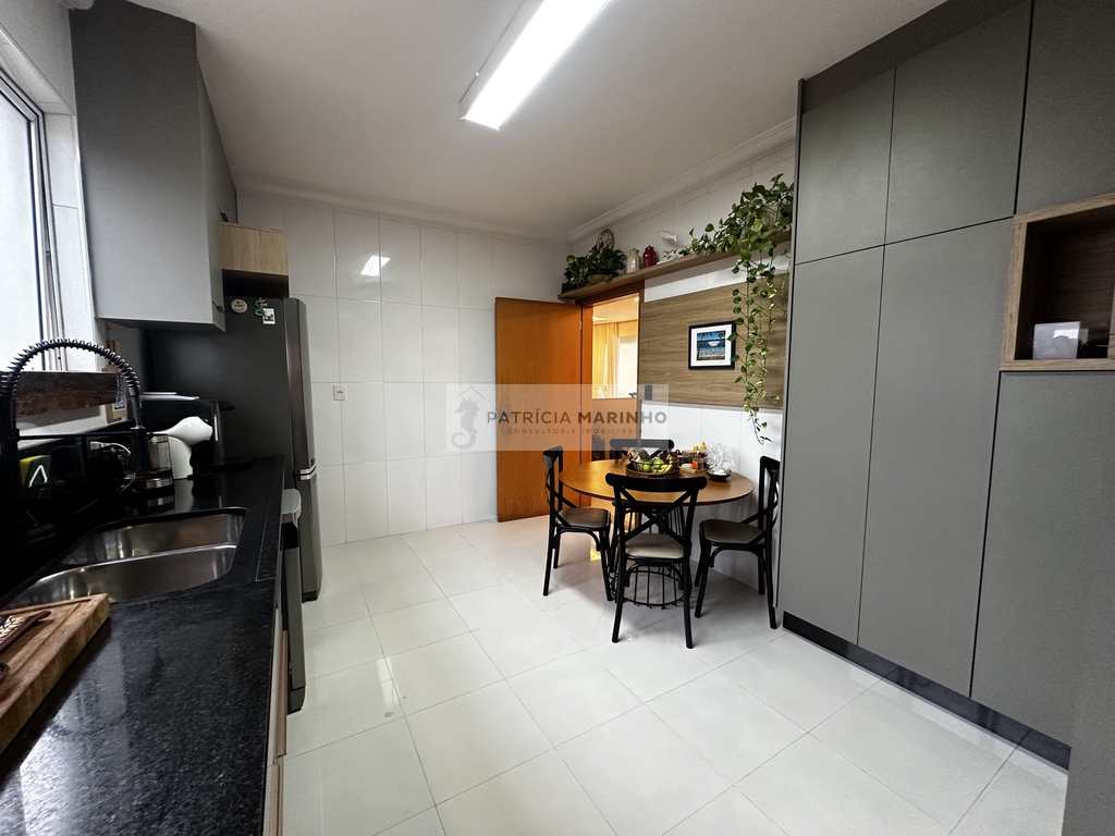 Apartamento em Santos, no bairro Gonzaga