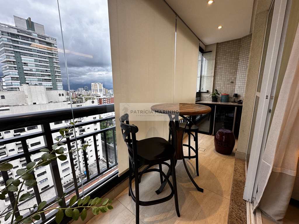 Apartamento em Santos, no bairro Gonzaga