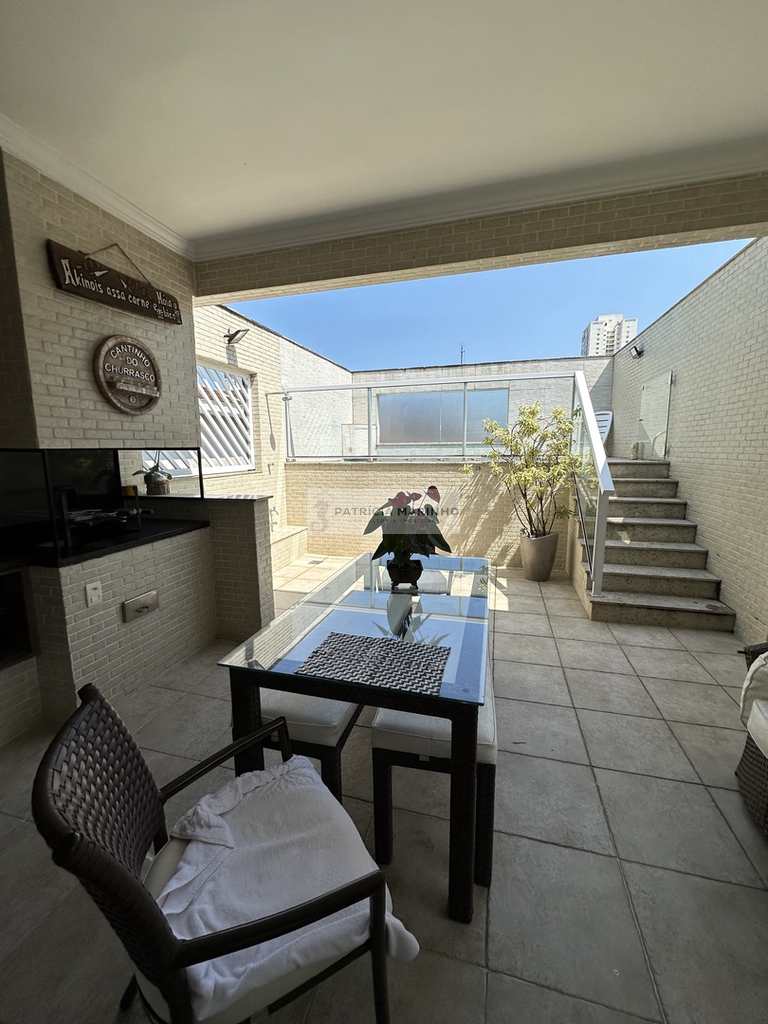 Casa em Santos, no bairro Embaré
