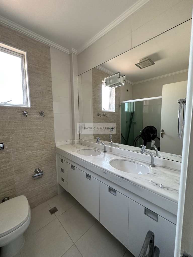 Casa em Santos, no bairro Embaré