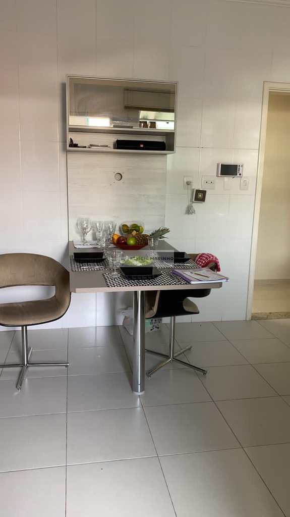 Casa em Santos, no bairro Embaré