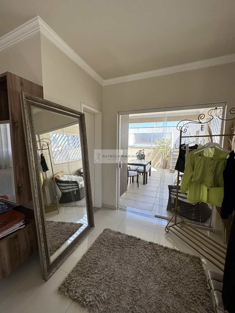 Casa em Santos, no bairro Embaré