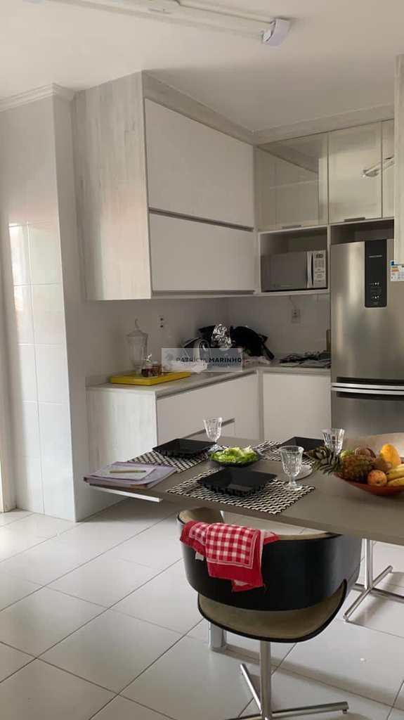 Casa em Santos, no bairro Embaré
