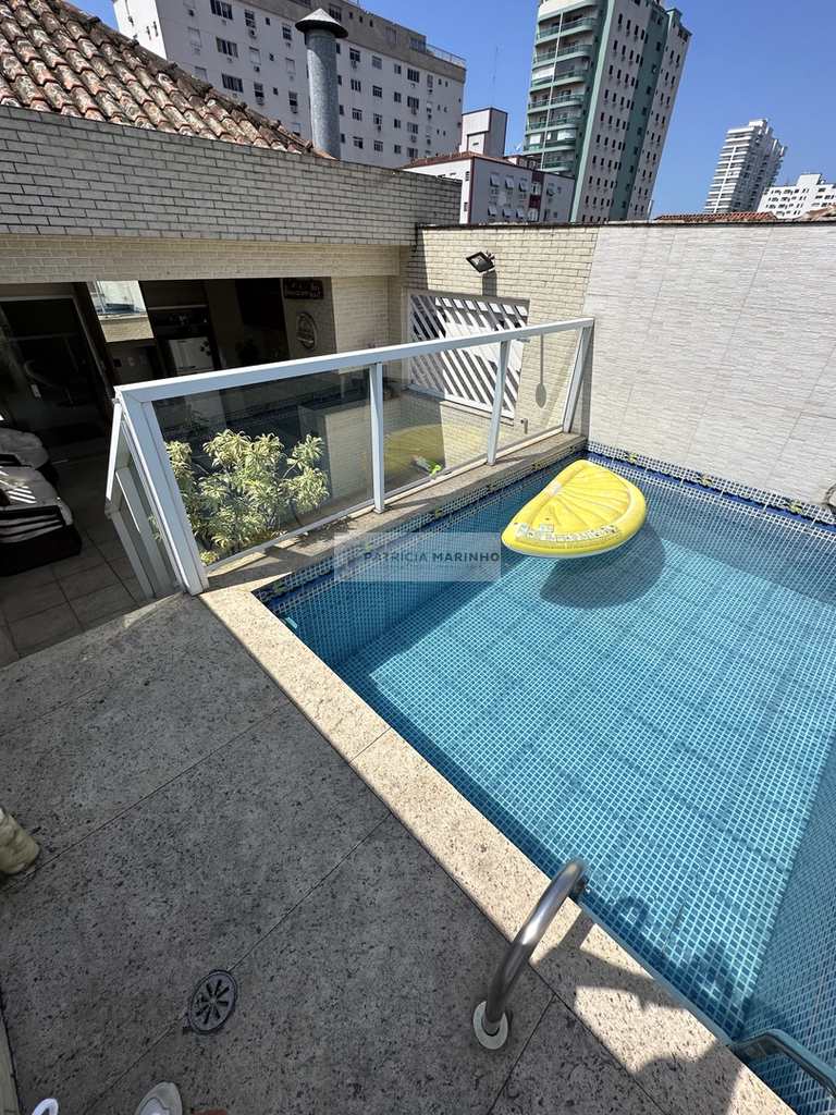 Casa em Santos, no bairro Embaré