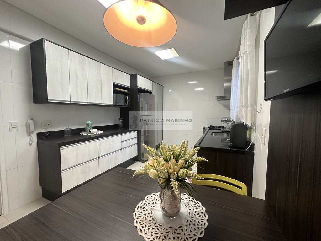Casa em Santos, no bairro Boqueirão