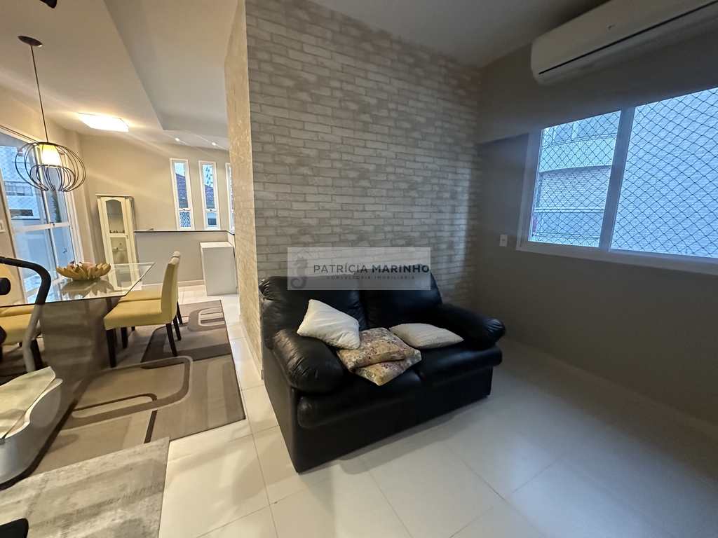 Casa em Santos, no bairro Boqueirão