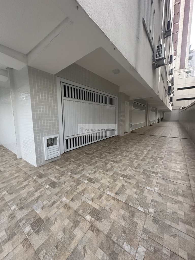 Casa em Santos, no bairro Boqueirão