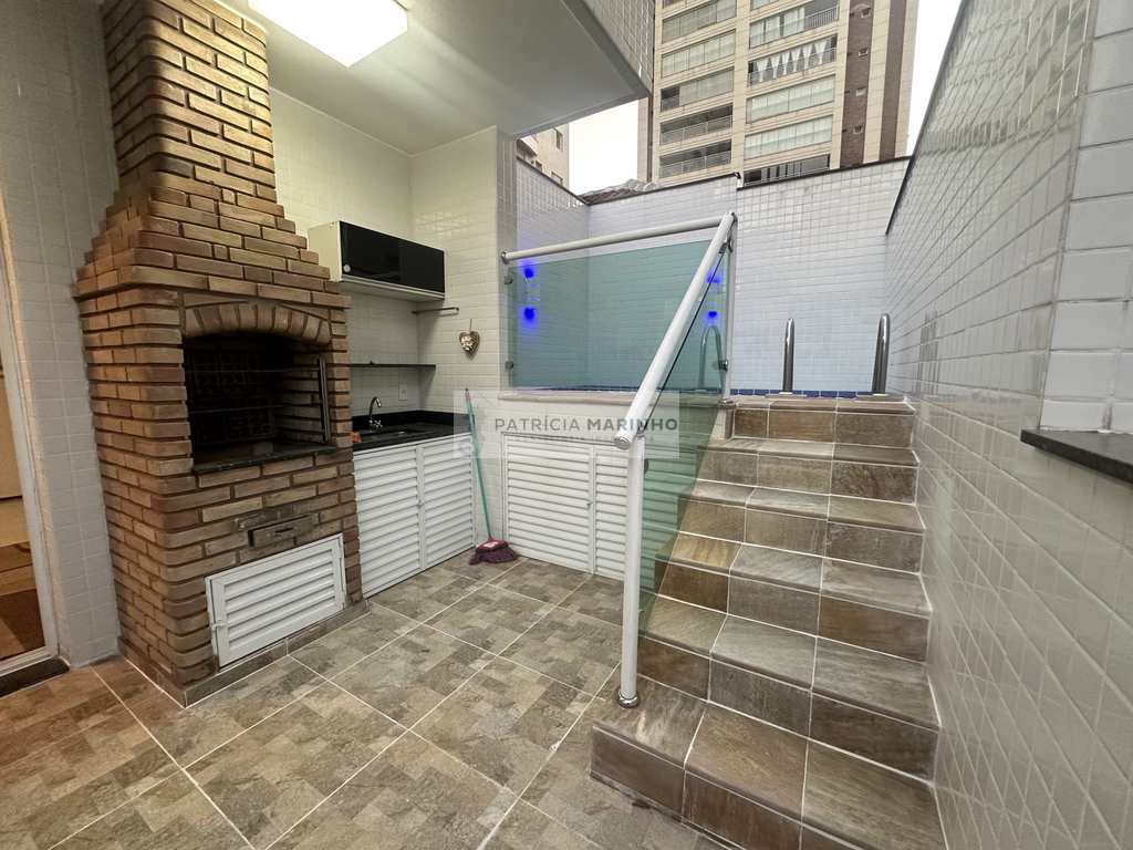 Casa em Santos, no bairro Boqueirão