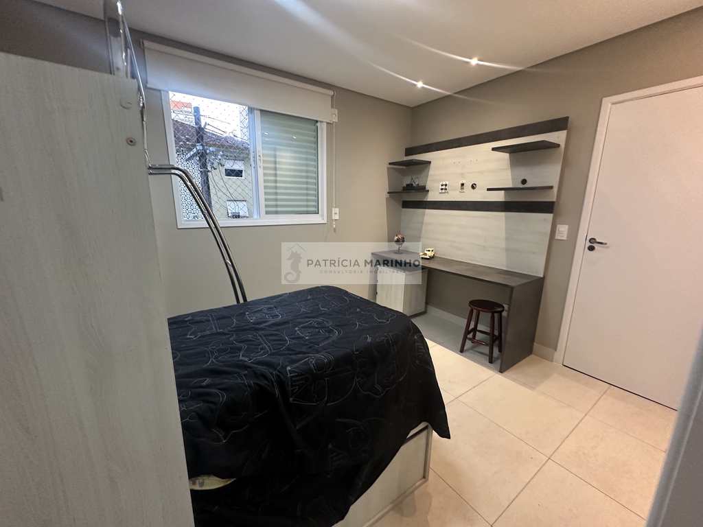 Casa em Santos, no bairro Boqueirão