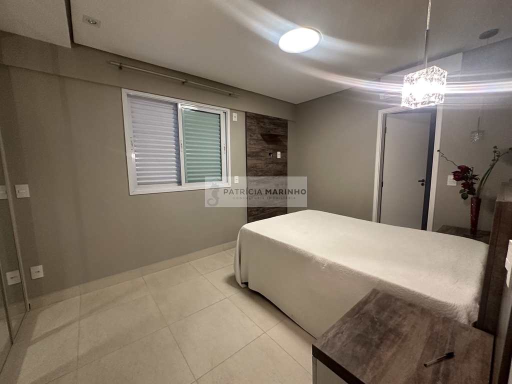 Casa em Santos, no bairro Boqueirão