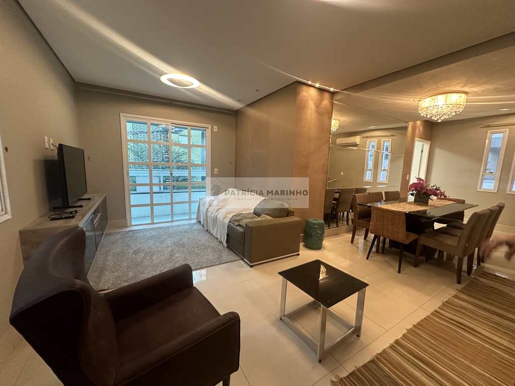 Casa em Santos, no bairro Boqueirão