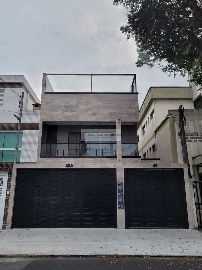 Casa em Santos, no bairro Boqueirão