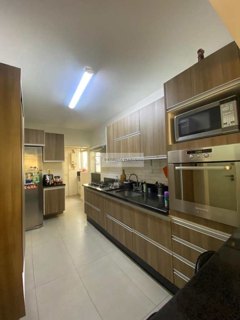 Apartamento em Santos, no bairro Boqueirão