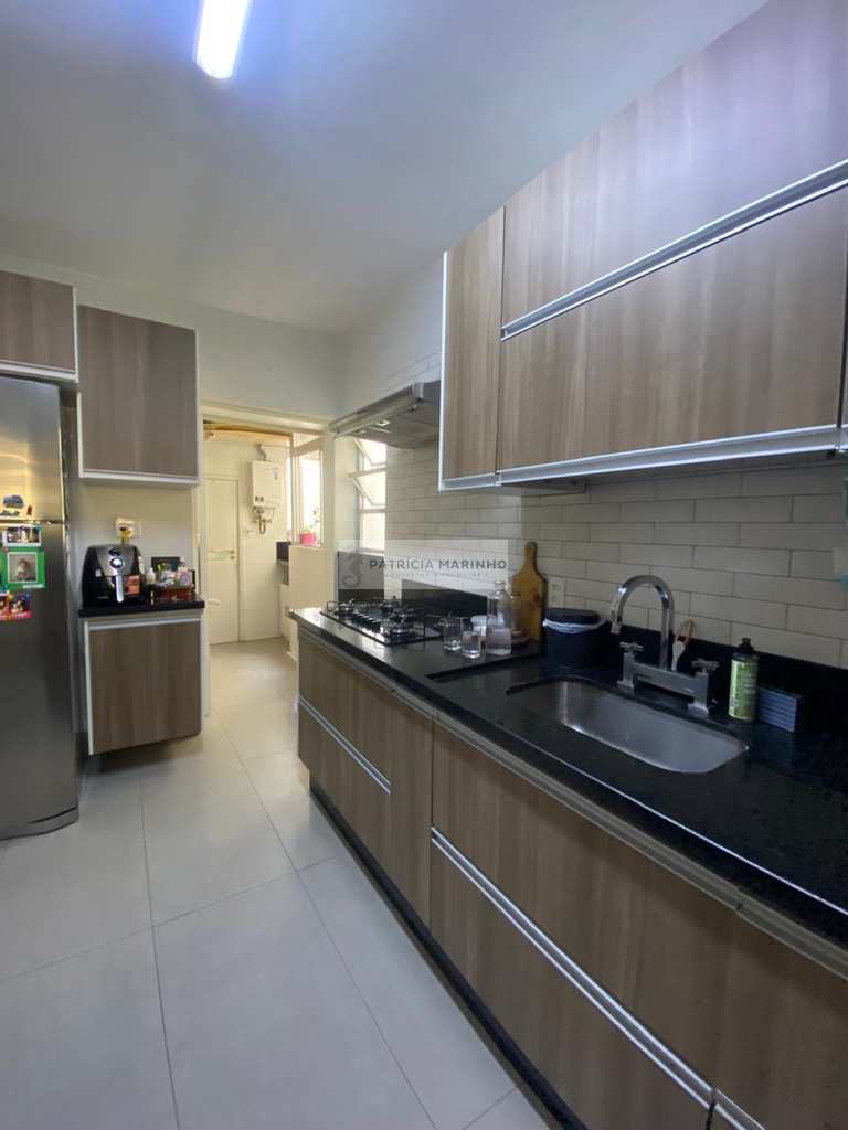 Apartamento em Santos, no bairro Boqueirão