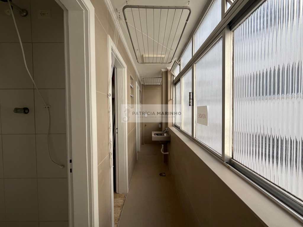 Apartamento em Santos, no bairro Gonzaga