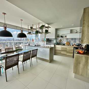 Apartamento em Santos, bairro Boqueirão