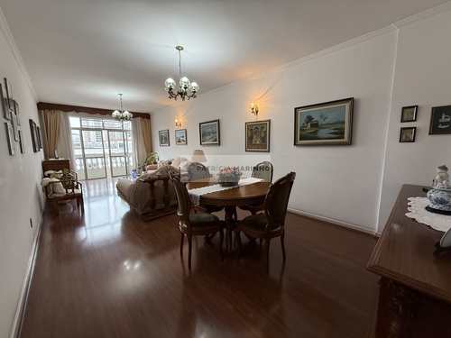 Apartamento, código 673 em Santos, bairro Gonzaga