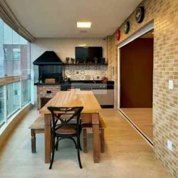 Apartamento em Santos, bairro Boqueirão