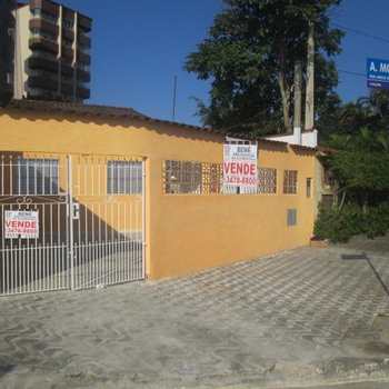 Casa em Praia Grande, bairro Caiçara