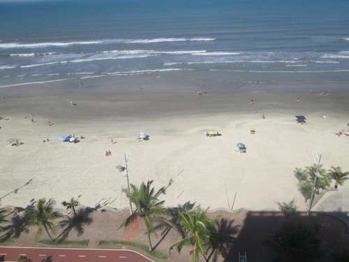 Apartamento, código 410 em Praia Grande, bairro Caiçara