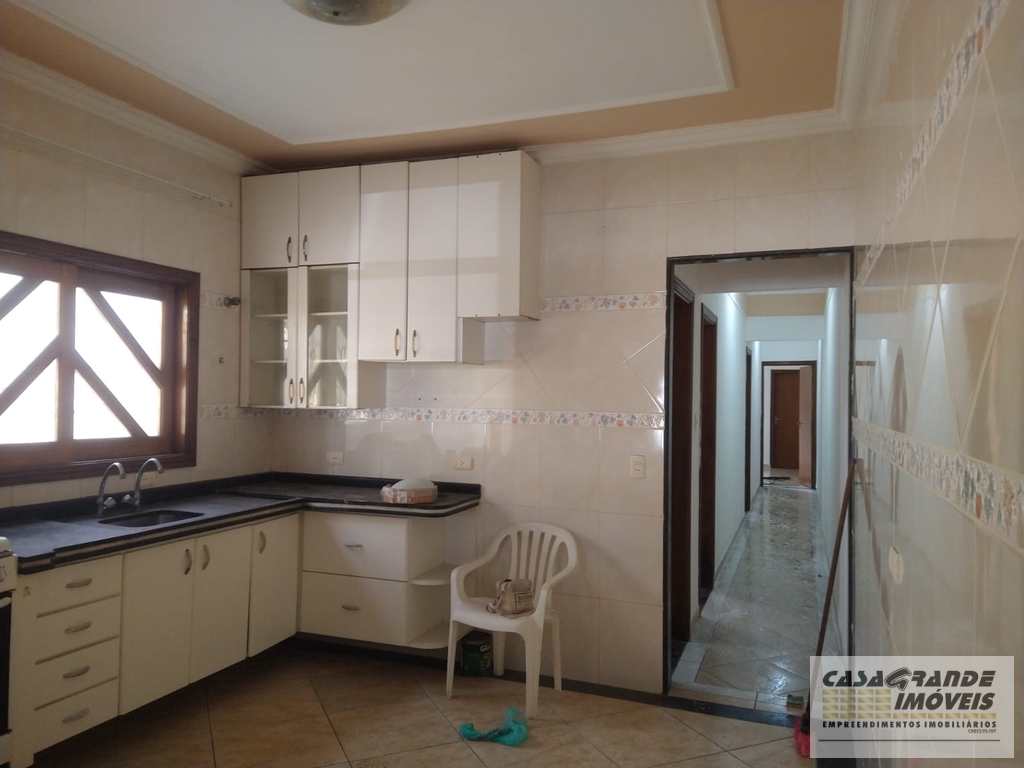 Casa em Praia Grande, no bairro Vilamar