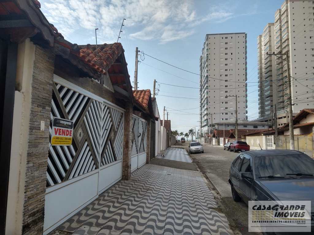 Casa em Praia Grande, no bairro Vilamar