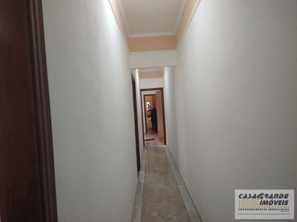 Casa em Praia Grande, no bairro Vilamar