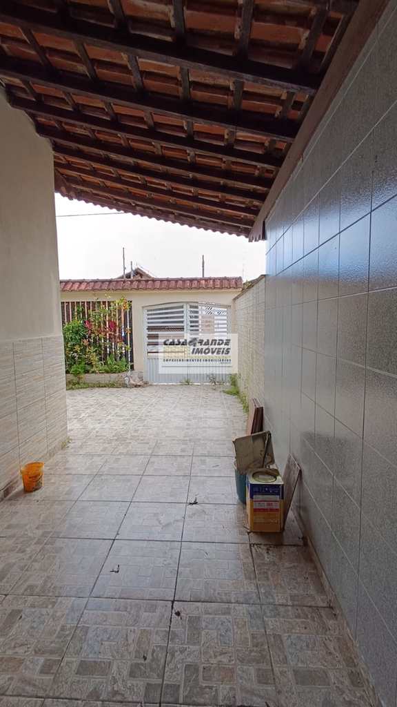 Casa em Praia Grande, no bairro Maracanã