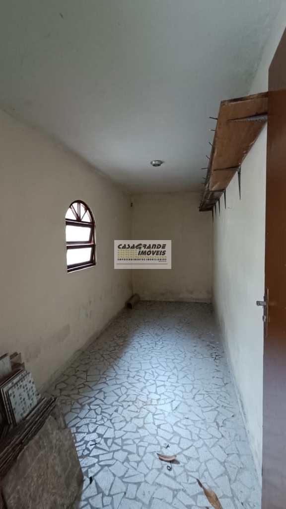 Casa em Praia Grande, no bairro Maracanã