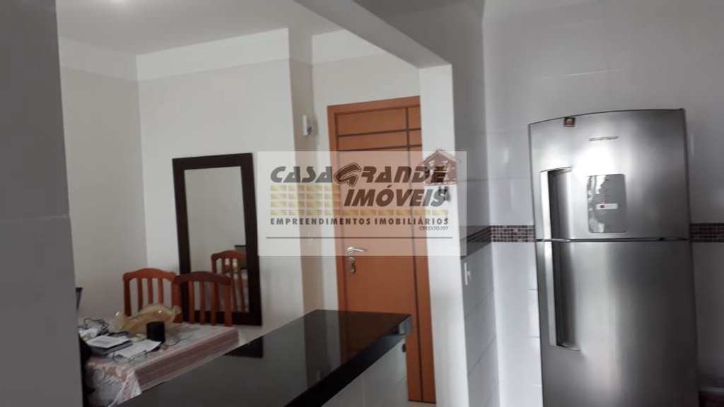 Apartamento em Praia Grande, no bairro Caiçara
