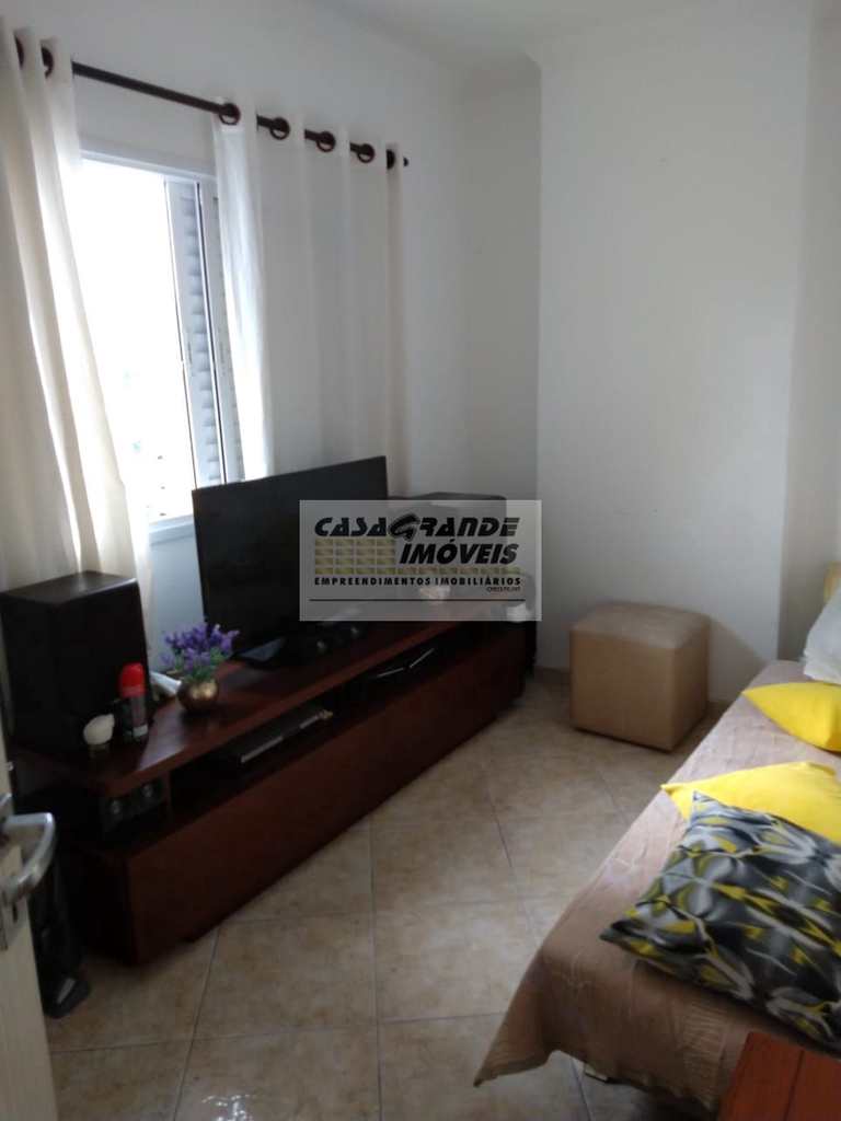 Apartamento em Praia Grande, no bairro Canto do Forte