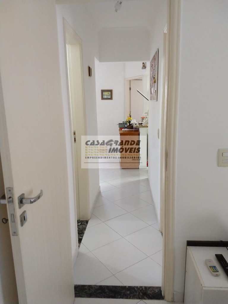 Apartamento em Praia Grande, no bairro Canto do Forte
