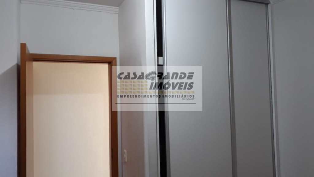 Apartamento em Praia Grande, no bairro Tupi
