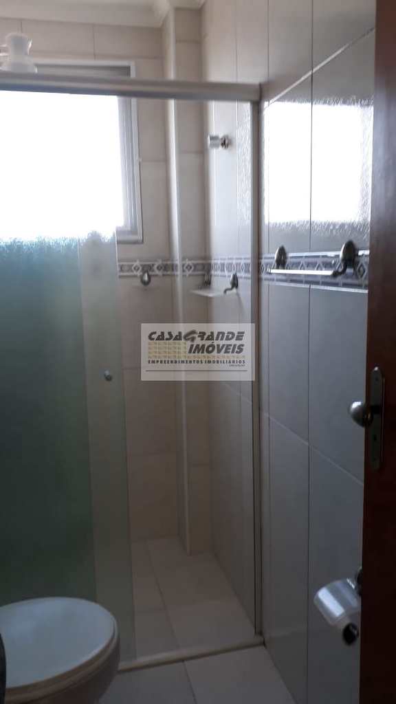 Apartamento em Praia Grande, no bairro Tupi