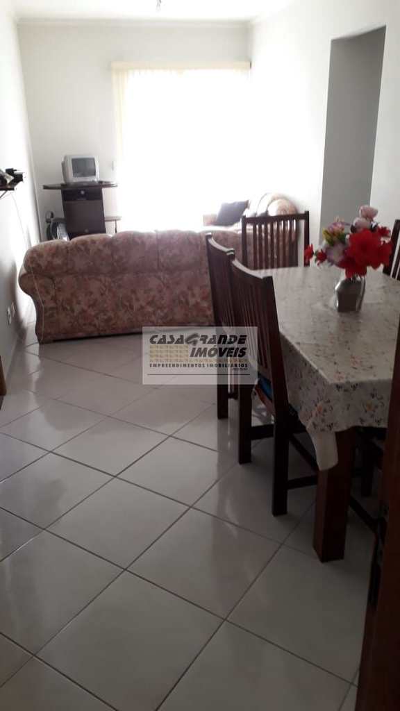 Apartamento em Praia Grande, no bairro Tupi