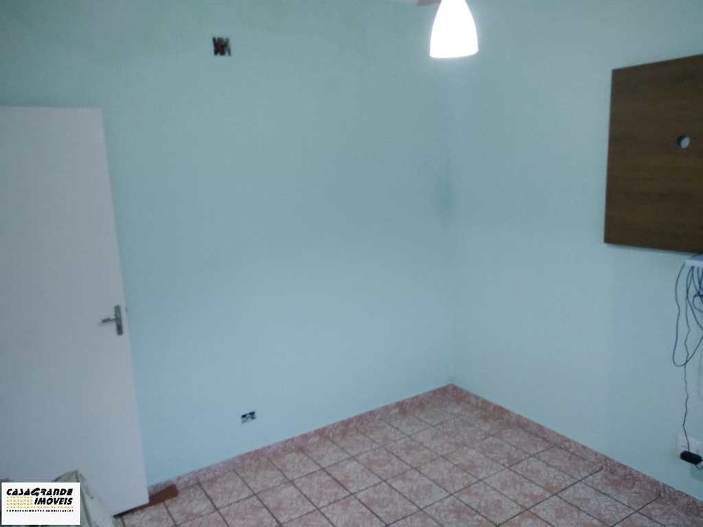 Sobrado em Praia Grande, no bairro Ocian