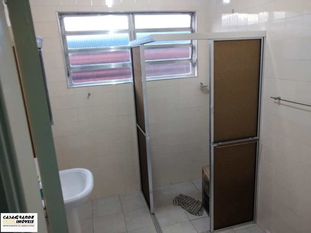 Sobrado em Praia Grande, no bairro Ocian